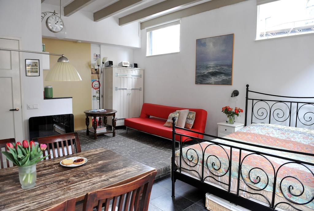 B&B Bed En Beschuit 레이든 객실 사진